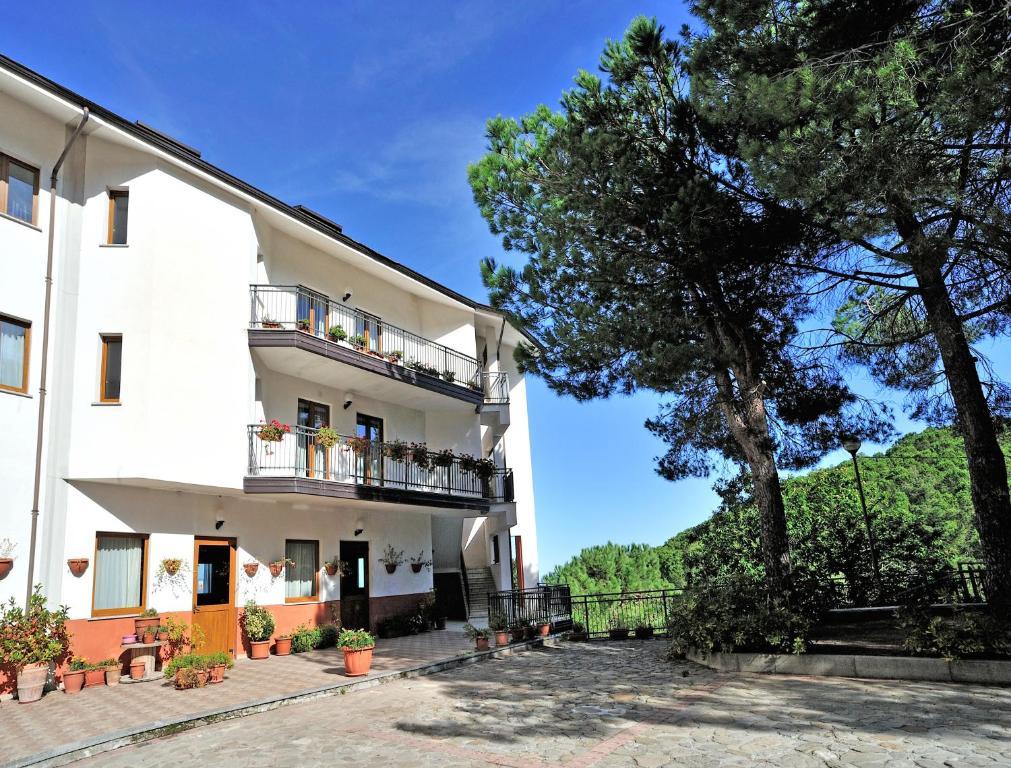 Hotel Bisanzio Resort Rossano Bagian luar foto